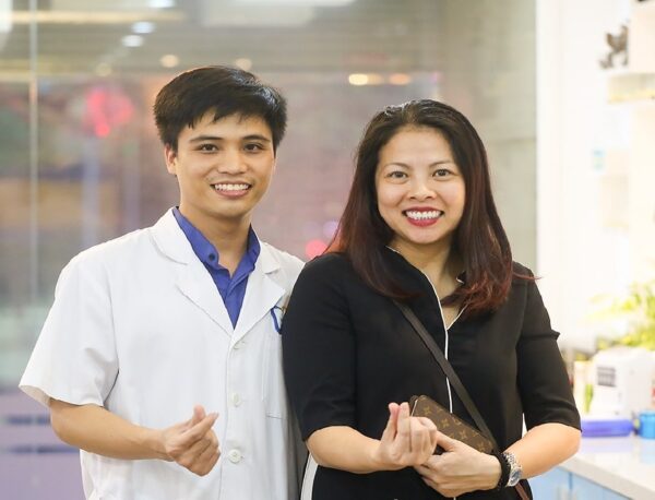 Bác sỹ giỏi, tay nghề cao, thân thiện chính là những điểm mạnh nhất của Art Dentist