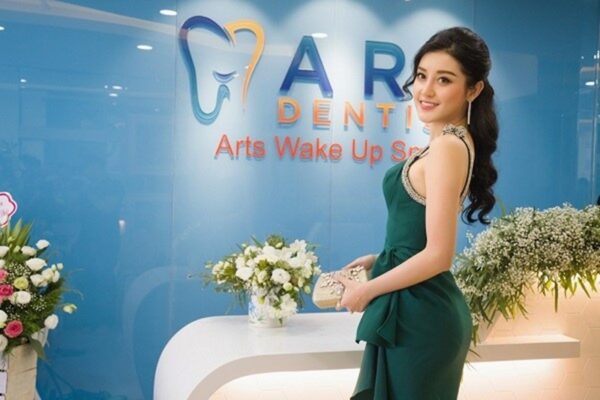 Liên hệ ngay với Art Dentist để sở hữu một hàm răng đẹp nào!